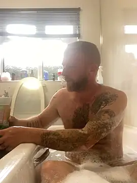 MrandMrsG25xx online show from April 13, 5:13 pm