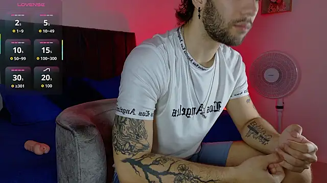 angel kyrozz online show from March 6, 7:11 pm