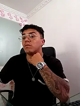 EithanFuckboys online show from October 28, 8:33 pm