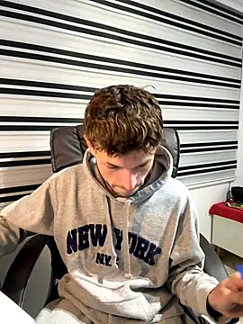 noah red online show from October 22, 11:52 pm