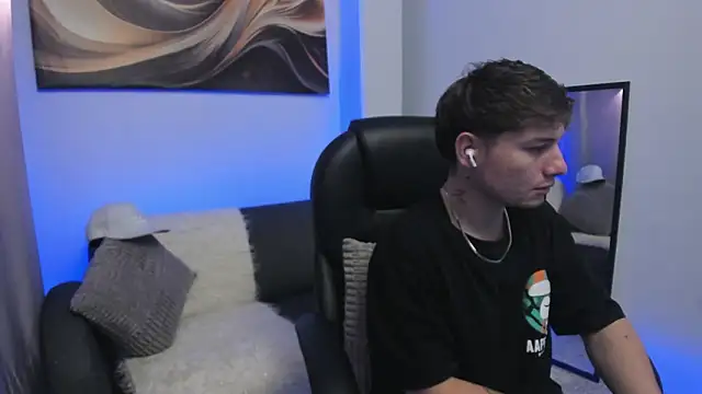 Leoo Miller online show from February 7, 4:41 am