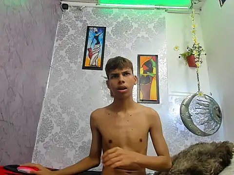 sexyboys cutex18 online show from November 29, 12:12 am