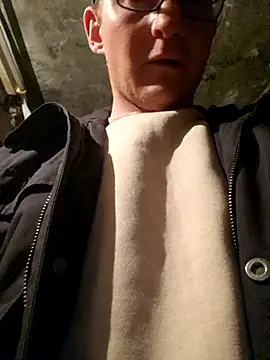 MeskaKurwa1988 online show from November 9, 9:52 pm