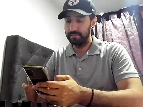 coolfriki online show from October 8, 5:50 pm