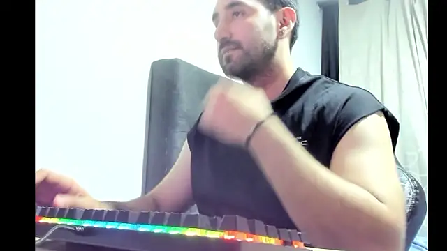 coolfriki online show from March 8, 2:04 am