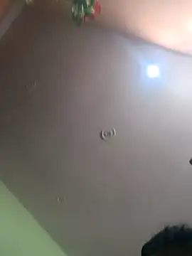 Bull For Cuckold Realmeet online show from December 16, 5:20 pm