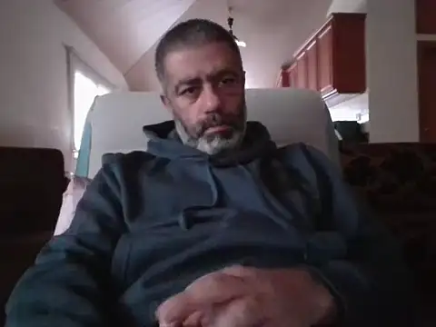 Hitmanforu83 online show from March 10, 3:18 pm