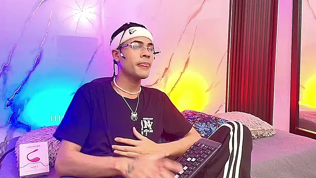 JacobBlackwell  online show from March 4, 7:26 am