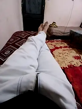 latarak321 online show from April 1, 5:43 pm