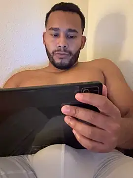 yeison-69 online show from October 10, 4:56 pm