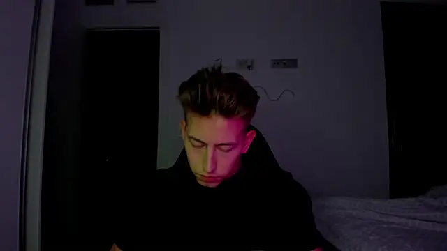 find0m master online show from February 14, 9:32 pm