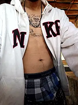 Juicydick420-xxx online show from February 22, 2:40 pm