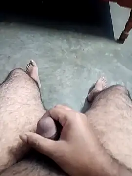 TrainedBend28 online show from December 16, 11:39 am