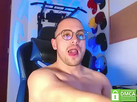 kurt xx online show from October 13, 6:03 pm