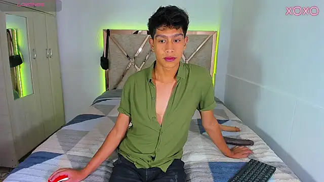 Jacovo2002 online show from October 9, 9:41 pm