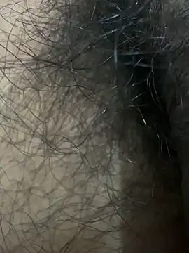 hummingbirds1612 online show from April 29, 2:55 pm