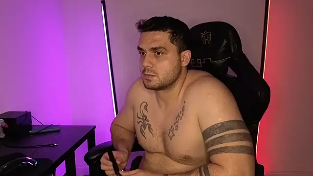 Danielbateson online show from January 11, 2:32 pm