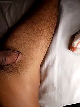 Snapshot of Alez_01 chatting on October 30, 12:02 am Alez 01 online show from October 30, 12:02 am