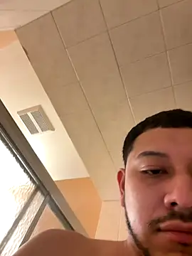 darreola562 online show from December 4, 12:39 am