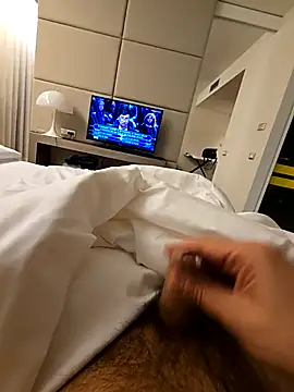 mirko1702 online show from December 21, 10:51 pm