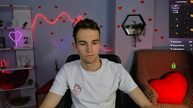 astren villo online show from March 15, 12:35 pm