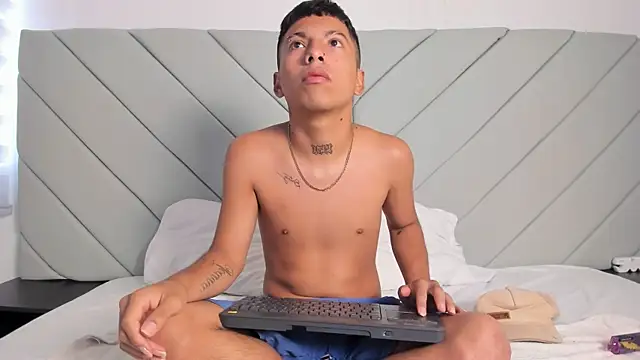 little kris1 online show from November 8, 12:19 pm