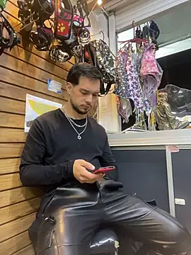 Leonardmoppet online show from February 8, 12:38 am