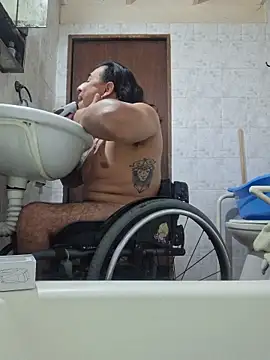 Rueditasss online show from February 18, 10:57 am