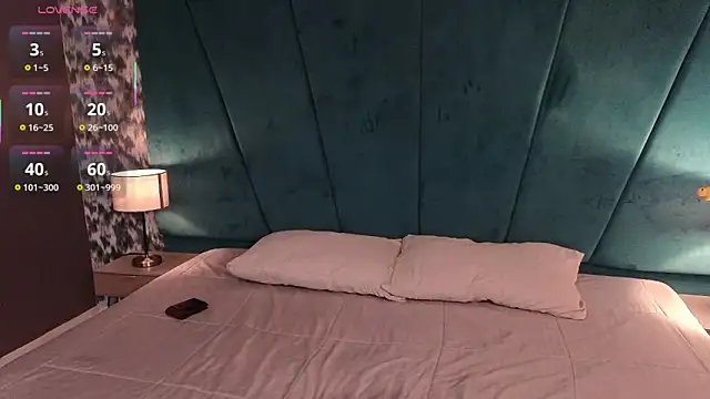 Aaron Eze online show from February 13, 9:42 pm