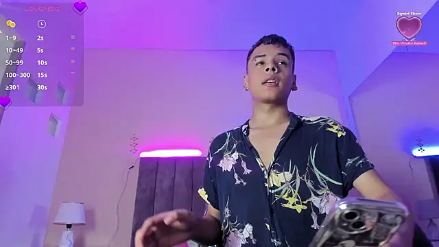 Xavier Fox    online show from February 24, 9:04 pm