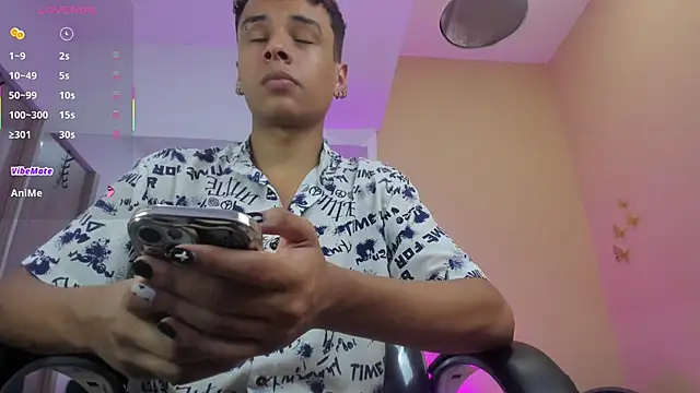 Xavier Fox    online show from March 3, 7:43 pm