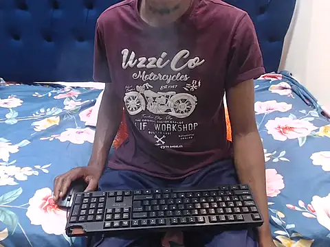 Mrshyguy194 online show from October 22, 1:04 pm