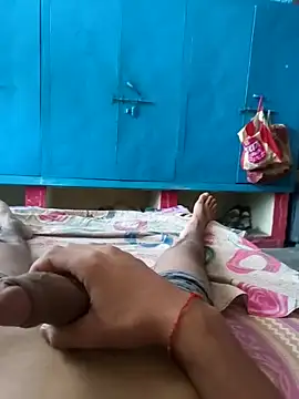 Aadi200210q online show from April 21, 5:35 am