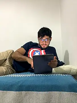 Twistermc11 online show from October 25, 5:09 am