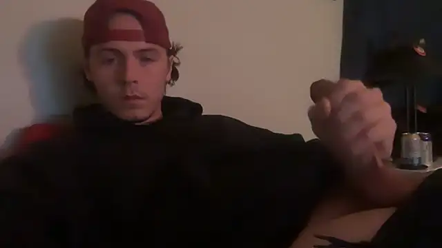 Snapshot of uncutpierre chatting on October 17, 12:47 am uncutpierre online show from October 17, 12:47 am