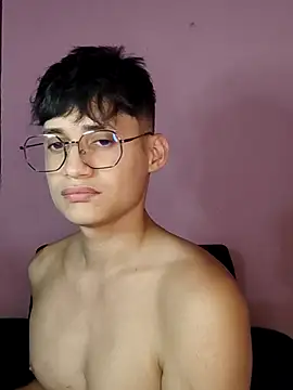 AxelKamel online show from October 25, 12:12 am