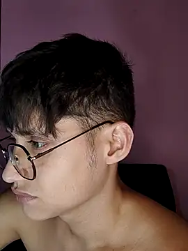 AxelKamel online show from November 8, 10:02 pm