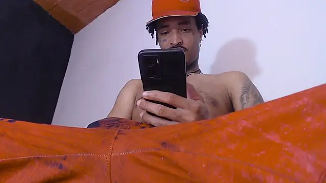 Anaconda larga online show from April 13, 2:18 pm