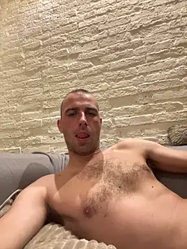 Rotteei1 online show from October 20, 5:28 pm