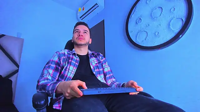 mike 257 online show from January 7, 11:59 am