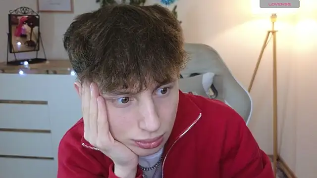 crisp1n online show from January 10, 3:05 pm