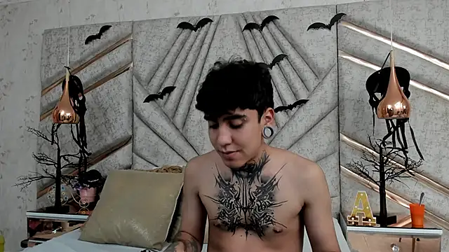 SantiOlsen online show from November 5, 3:19 am