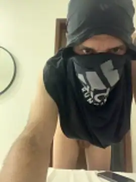 Brhotttt online show from November 3, 11:50 pm