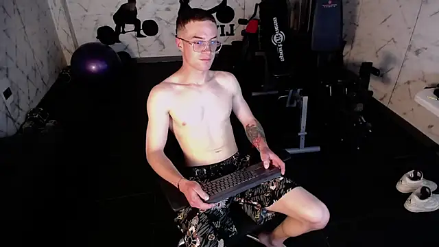 Lil James online show from November 1, 10:58 pm