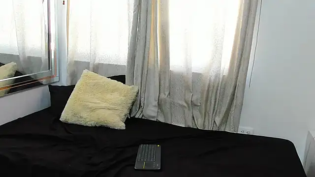 Jake HallsHot online show from October 21, 6:33 pm