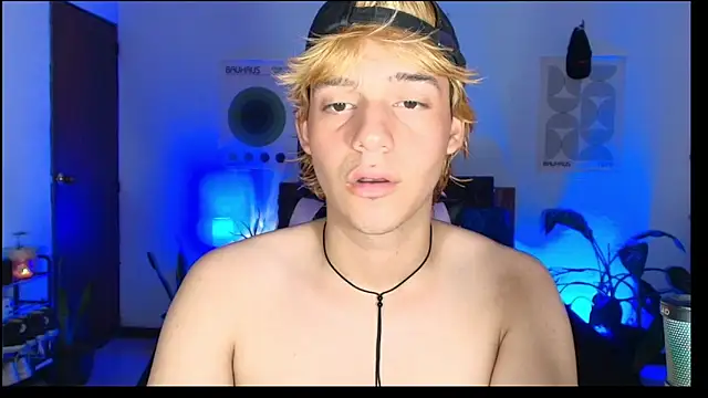 Habel  moretti online show from February 26, 7:26 pm