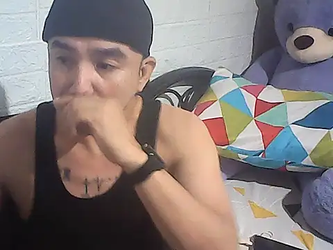 yourasiandesire69 online show from November 4, 9:10 am