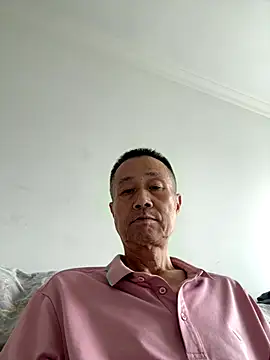 liangyueguo520 online show from October 24, 7:54 am