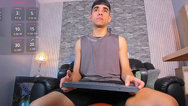 zack joness18 online show from November 23, 2:33 am