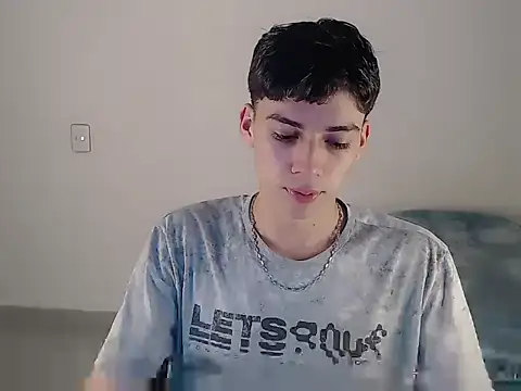 Sett 01 online show from November 4, 7:31 am